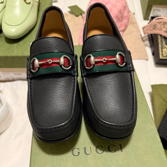 Gucci Loafer (Black) - Picture 1 of 5
